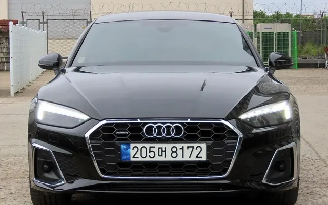 그랑콜레오스전기 중고차 A5 (F5) 40 TFSI 콰트로 프리미엄 스포트백 매물 사진 8 - 2023/03 42,160km