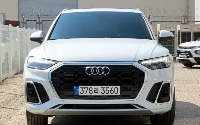 그랑콜레오스전기 중고차 Q5 (FY) 45 TFSI 콰트로 프리미엄 매물 사진 7 - 2022/06 28,609km