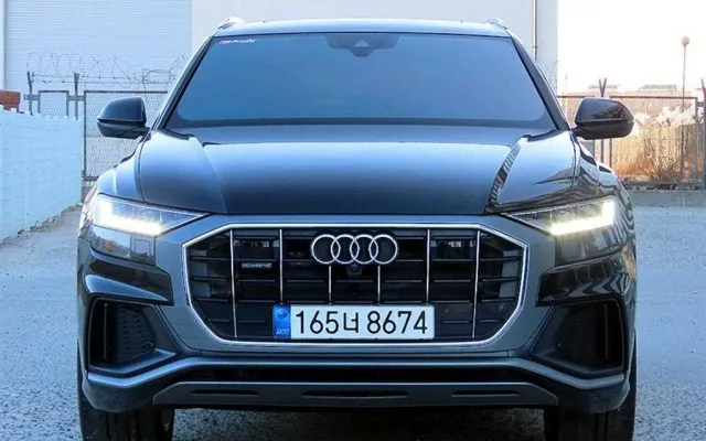 그랑콜레오스전기 중고차 Q8 45 TDI 콰트로 프리미엄 매물 사진 1 - 2022/01 67,310km